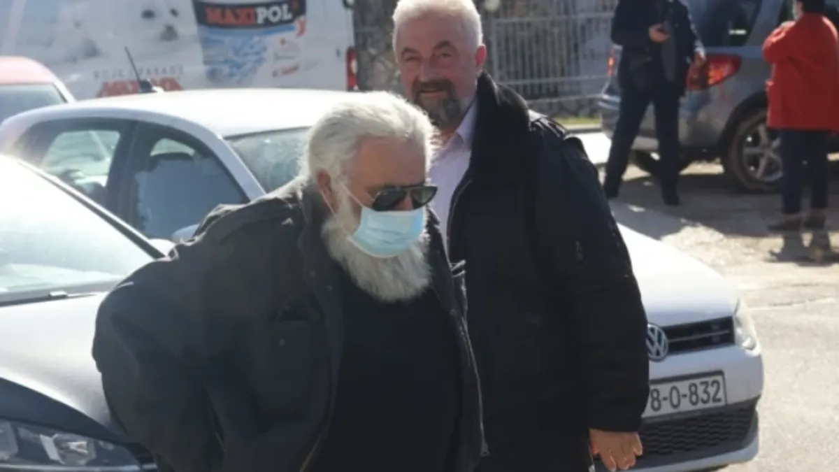 Srpski četnički vojvoda i komandant paravojne formacije Novosarajevskog četničkog odreda od 1992. do 1996. godine Slavko Aleksić umro je jutros u Trebinju.