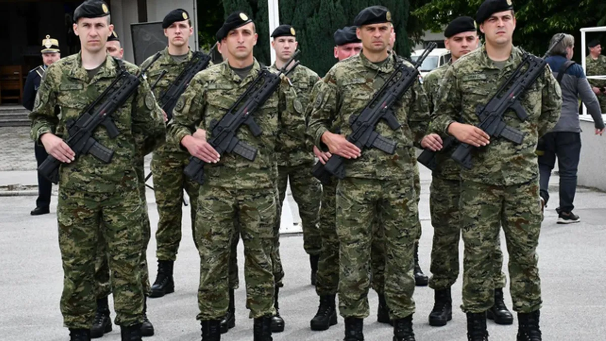 Hrvatski sabor je nedavno izglasao izmjene Zakona o odbrani, kojima se ponovo uvodi obavezna osnovna vojna obuka.