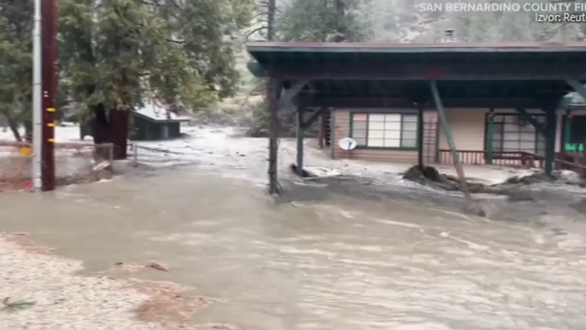 Oko 100.000 ljudi u državi bilo je bez struje od četvrtka navečer.