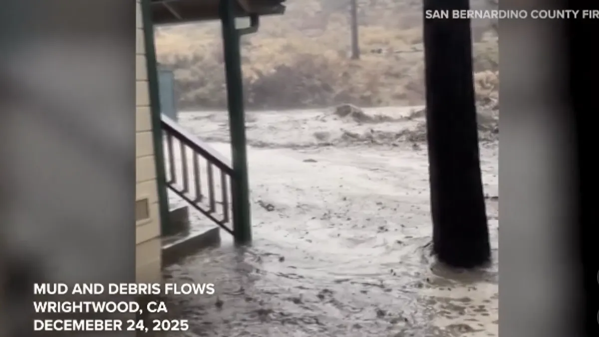 Jake kiše izazvale poplave i klizišta u Kaliforniji, tri osobe poginule