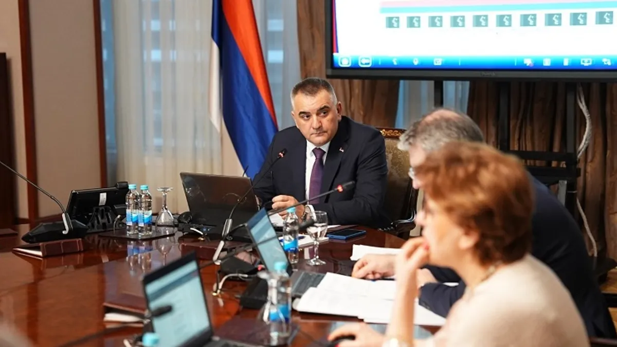 U RS-u povećan minimalac: 1.000 KM osnovna, a 1.450 KM za osobe s fakultetskom diplomom