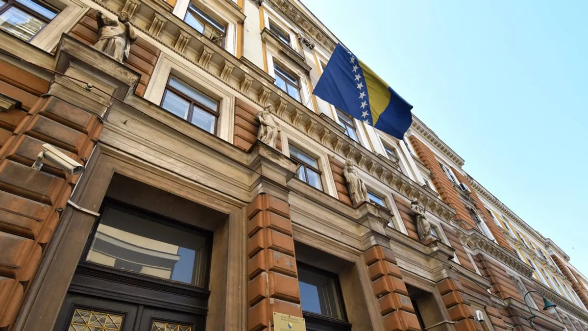 Postupak protiv Mirjane Milidrag je obustavljen, budući da je optužena preminula