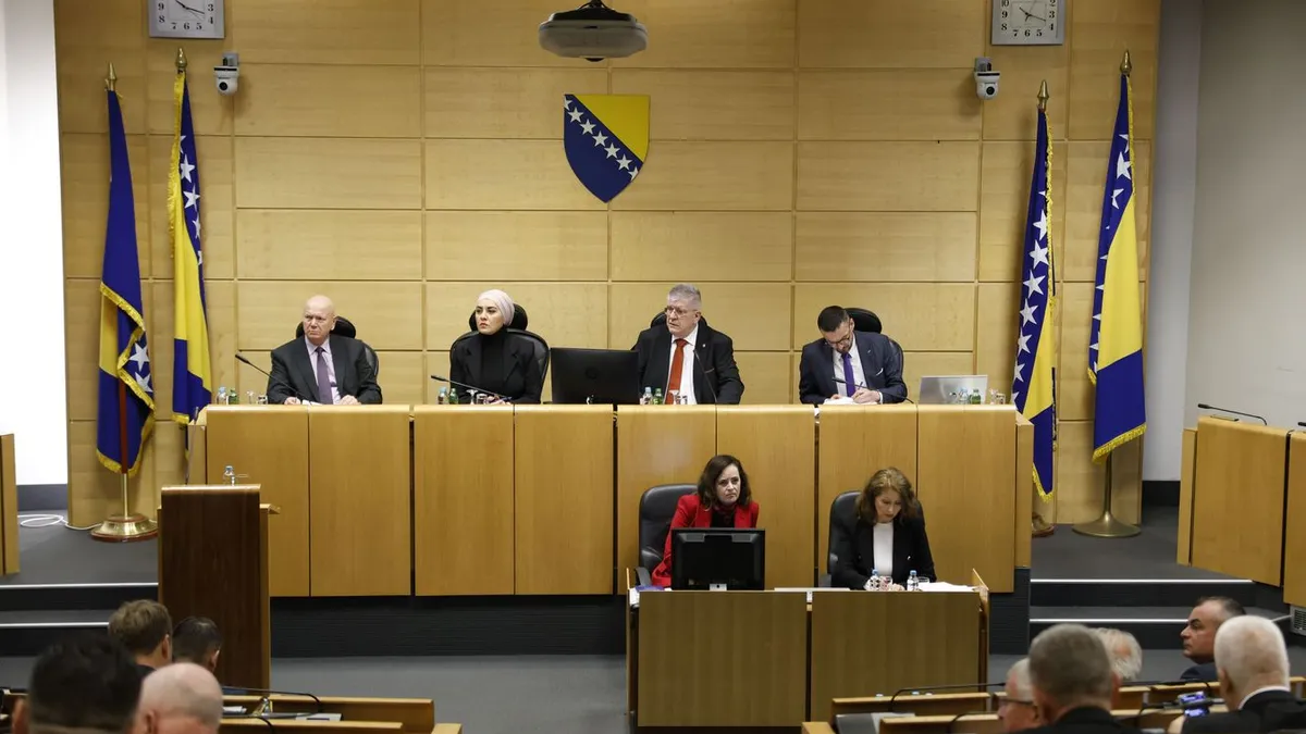 Budžet do danas niko nije vidio, odnosno koliko imam informaciju, Vlada ga još nije ni usvojila, kaže Zaimović