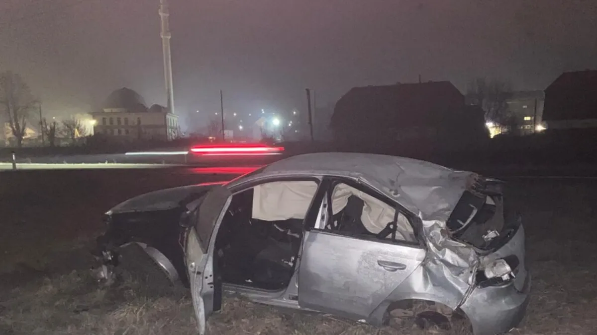 Nadležne službe apelovale su na vozače da prilagode brzinu uslovima na cesti i voze oprezno.