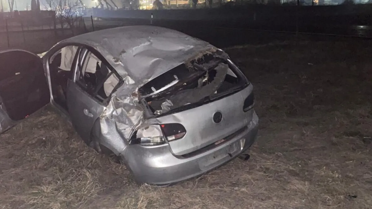 Nadležne službe apelovale su na vozače da prilagode brzinu uslovima na cesti i voze oprezno.