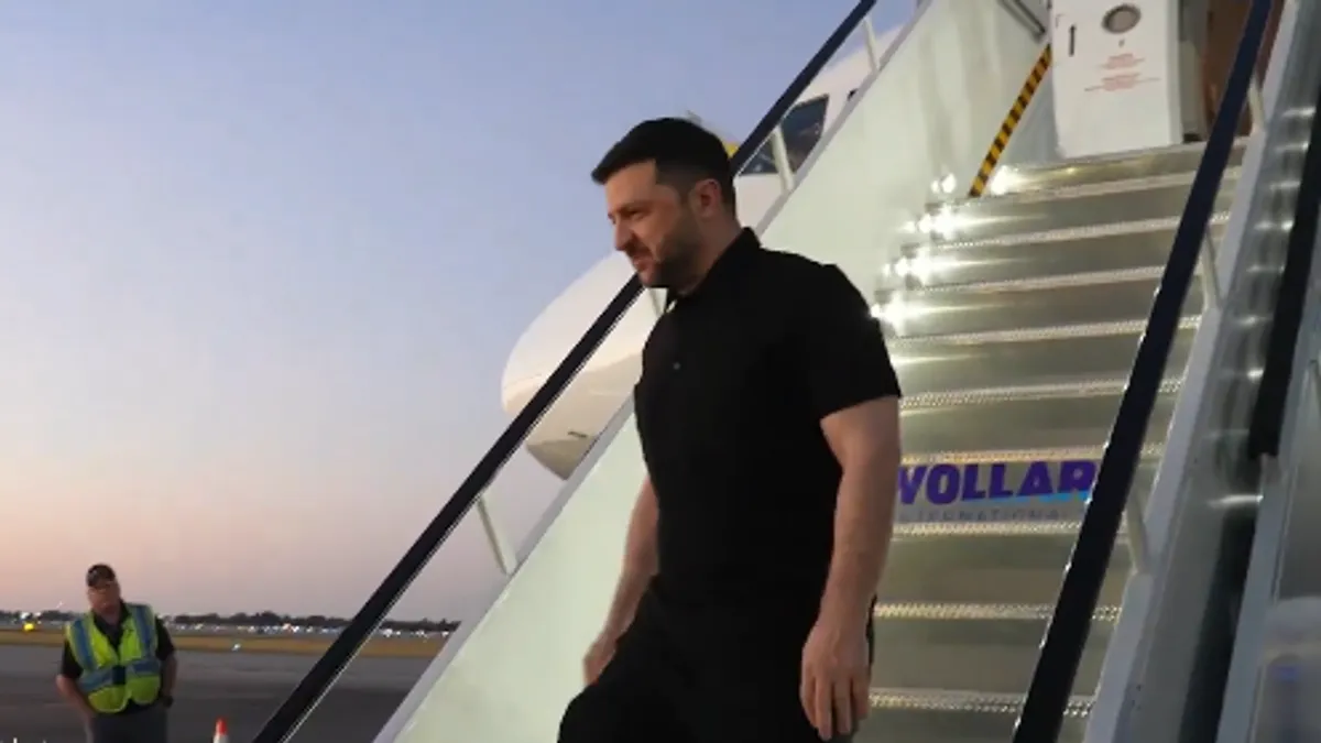 Zelenski je telefonski razgovarao s britanskim premijerom Keirom Starmerom, a razgovor je opisao kao "detaljan"