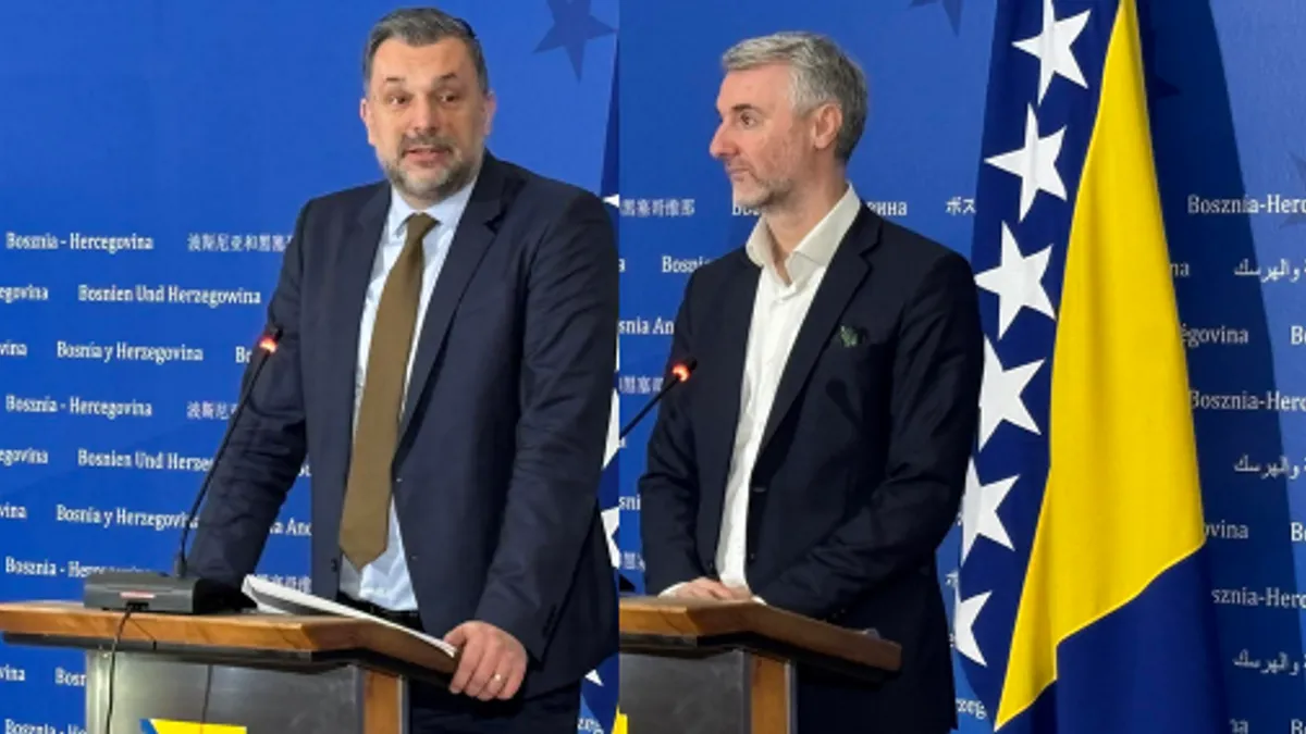 Usvojena je informacija o Reformaskoj agendi koja naznačuje da moramo potpisati dva međuugovora sa EU, kazao je Forto