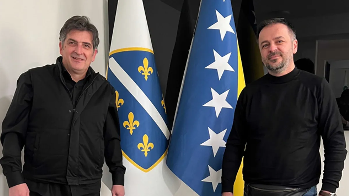 Kapidžić je naveo da se njegovo učlanjenje u SDA dešava u veoma važnom periodu za Kanton Sarajevo.