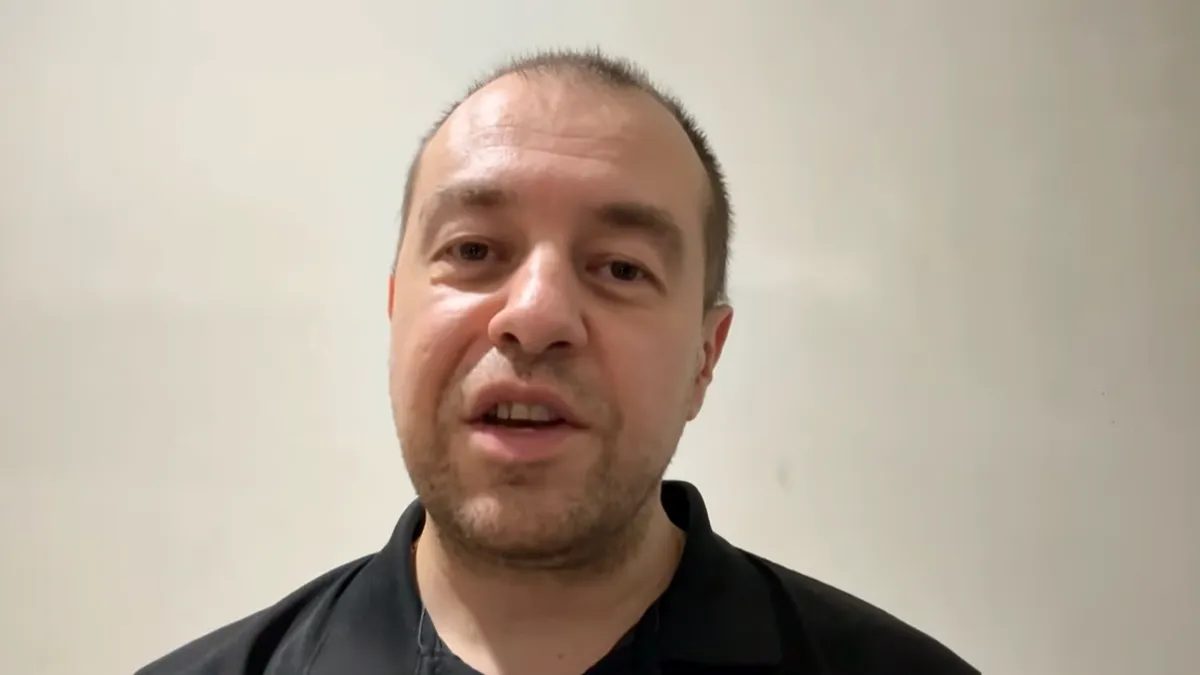 Puno racionalnije bilo bi, s obzirom na to da je Kanton već sada prezadužen, da se budžet planira u realnim okvirima, da se uklone stavke koje nisu neophodne...