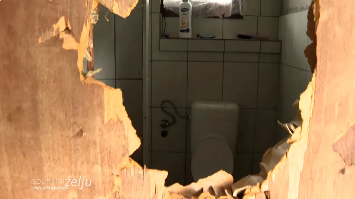 Priča iza zatvorenih vrata stare kuće: nemaju osnovne uslove za život