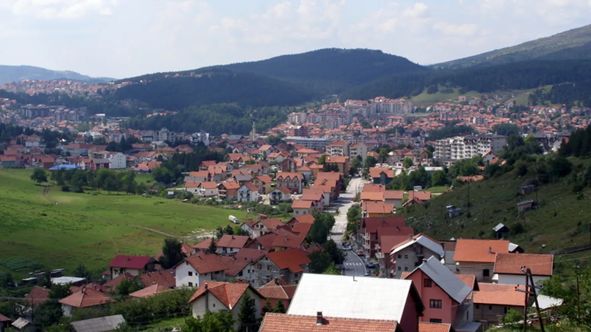 Mitrović je gostujući u Jutarnjem programu TV Vijesti kazao da građani Pljevalja neće trpjeti ovakvo zagađenje i iživljavanje nad njima...