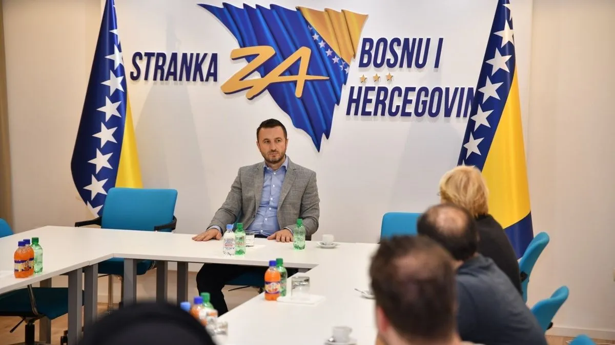 Dvanaest članova SDP-a Novi Grad pristupilo Stranci za BiH