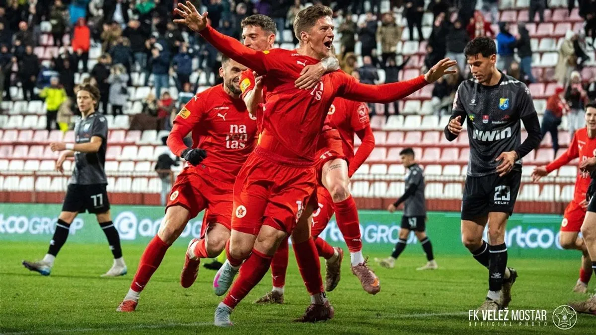 Bek Veleža ima ugovor sa klubom iz Mostara do 31. decembra ove godine, te će biti zanimljivo pratiti da li će ostati u Mostaru