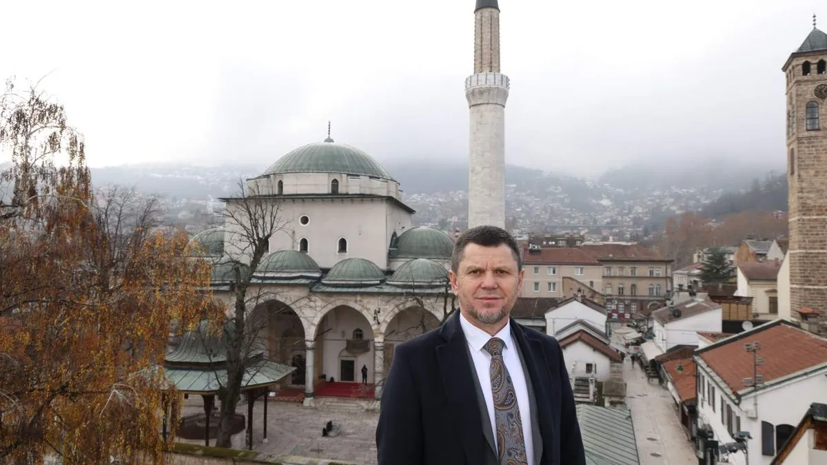 Ovaj emanet primam s dubokim poštovanjem i oslanjajući se na saradnju stručnjaka, institucija i cijele Zajednice