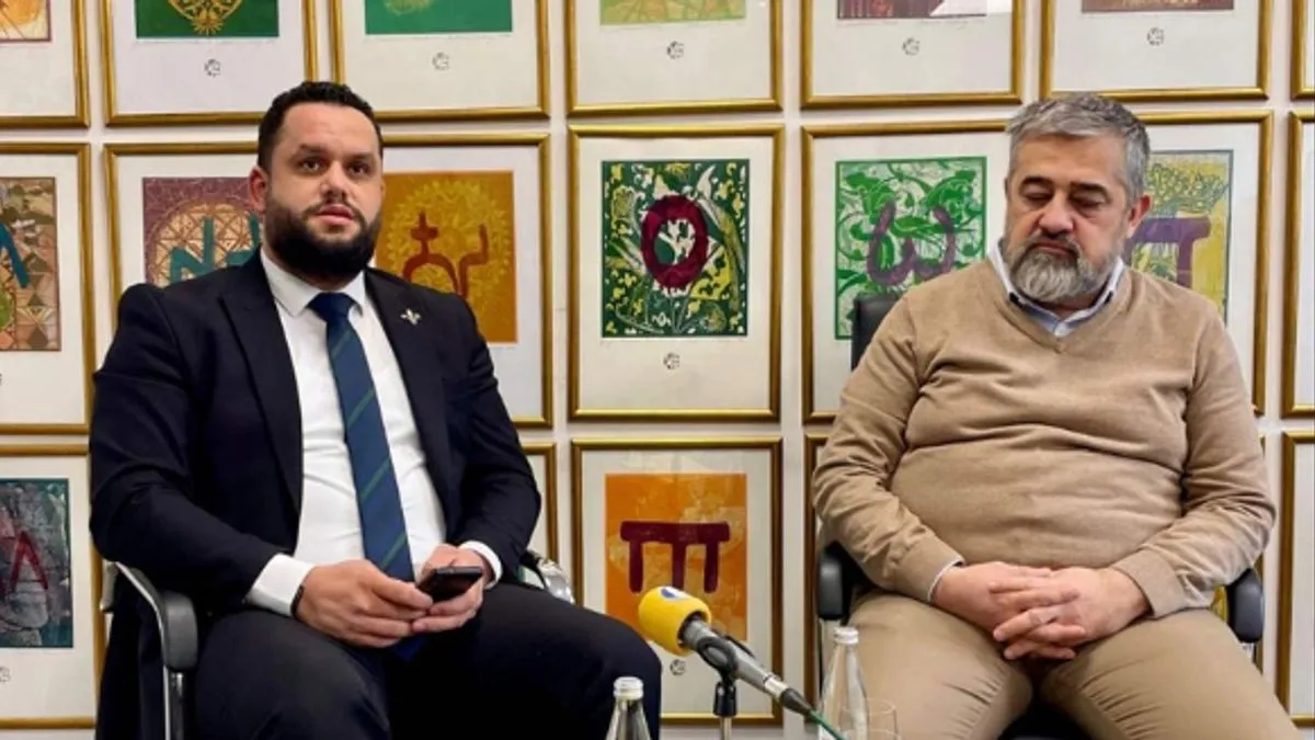 U Skoplju predstavljena poštanska marka s likom Alije Izetbegovića