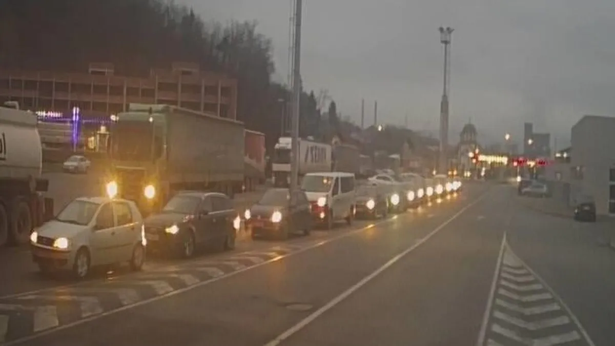 Saobraćaj je dodatno usporen na više dionica autoceste A-1 zbog aktuelnih radova.