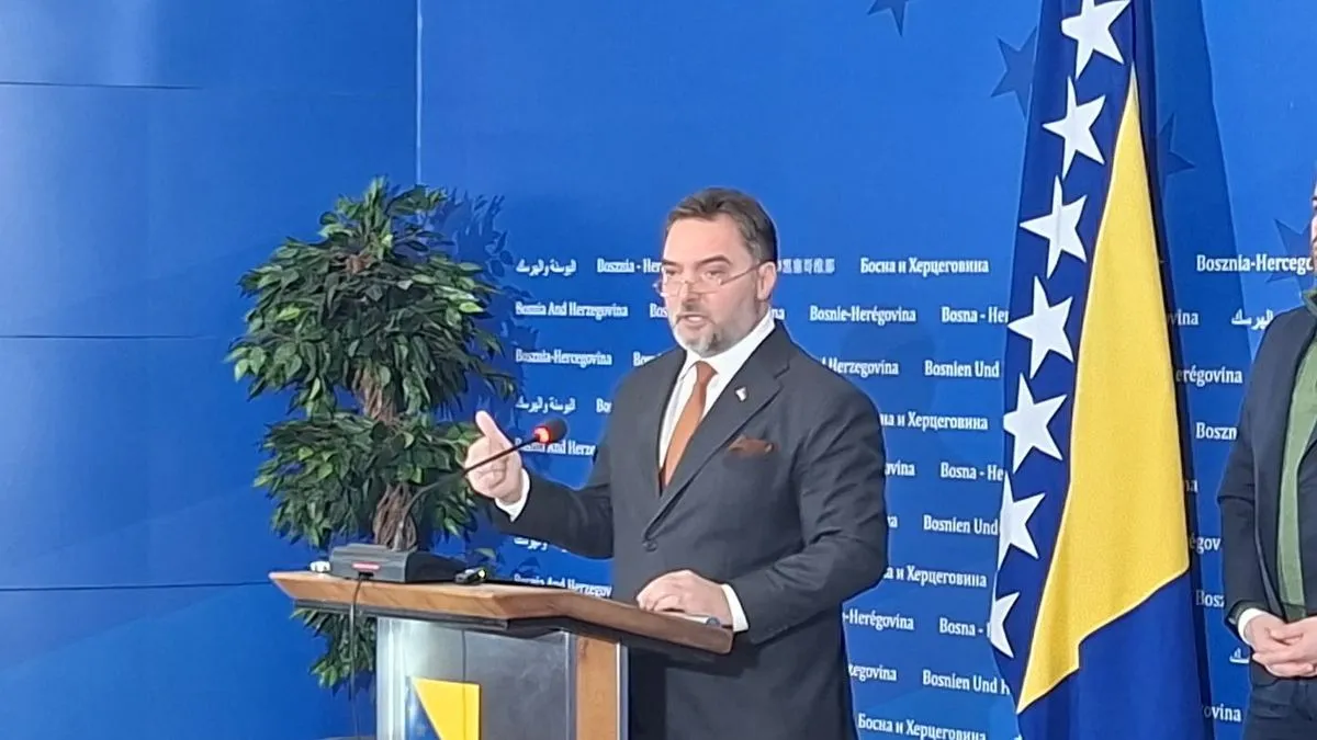 'Istrošena sarajevska žvaka je da SNSD blokira rad Vijeća ministara BiH'