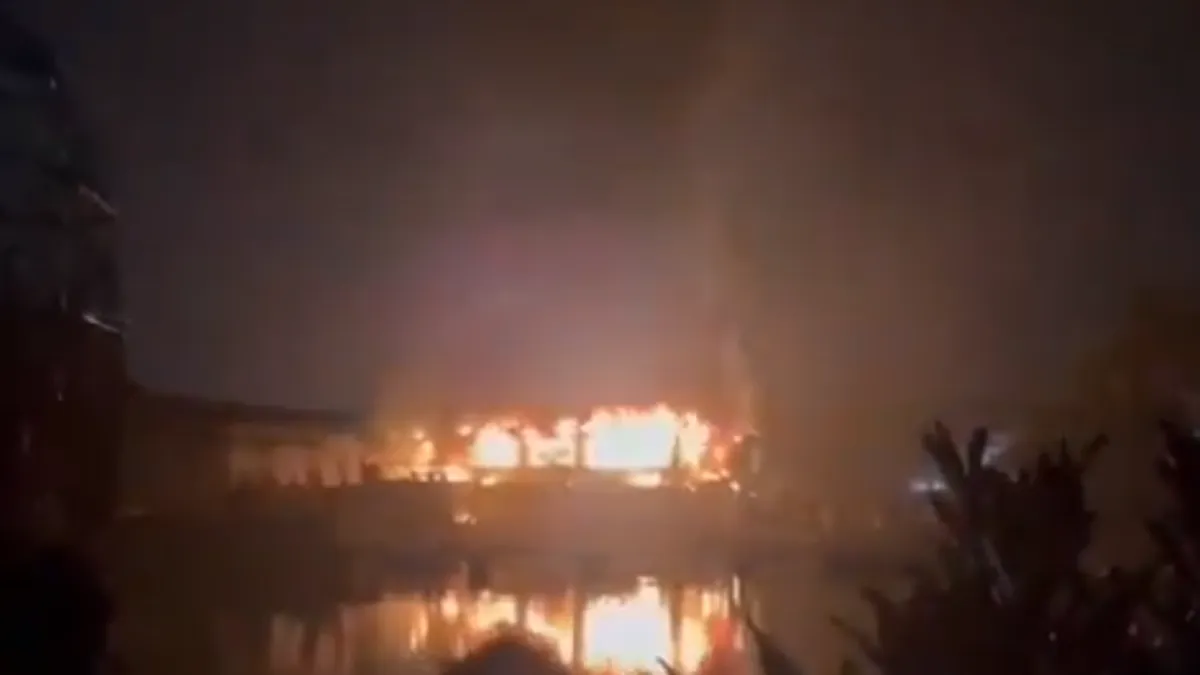 Radnici iz okolnih ugostiteljskih objekata kazali su lokalnim medijima da su duboko zabrinuti za svoje kolege, jer se mnogi nakon incidenta nisu javljali na telefon.