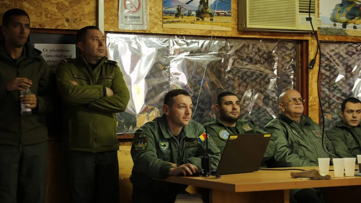 Piloti iz 1. i 2. skvadrona Brigade zračnih snaga OS BiH učestvovali su na brifinzima prije leta koje su vodili specijalisti Avijacijske jedinice EUFOR-a 