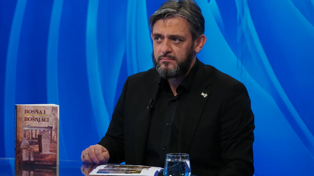 Pitanja identiteta Bošnjaka, ali i kompleksnosti njihove historije i dalje je inspiracija brojnim autorima koji svojim radom žele dati nove uglove i otkiriti manje poznate istine. 