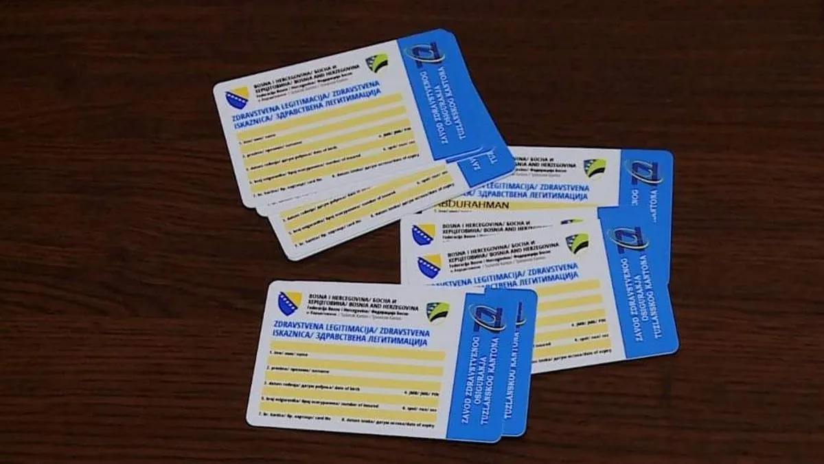 Dodaju kako je tokom mjeseca septembra evidentiran izuzetno povećan broj zahtjeva, ukupno 50.412 naručenih elektronskih zdravstvenih legitimacija