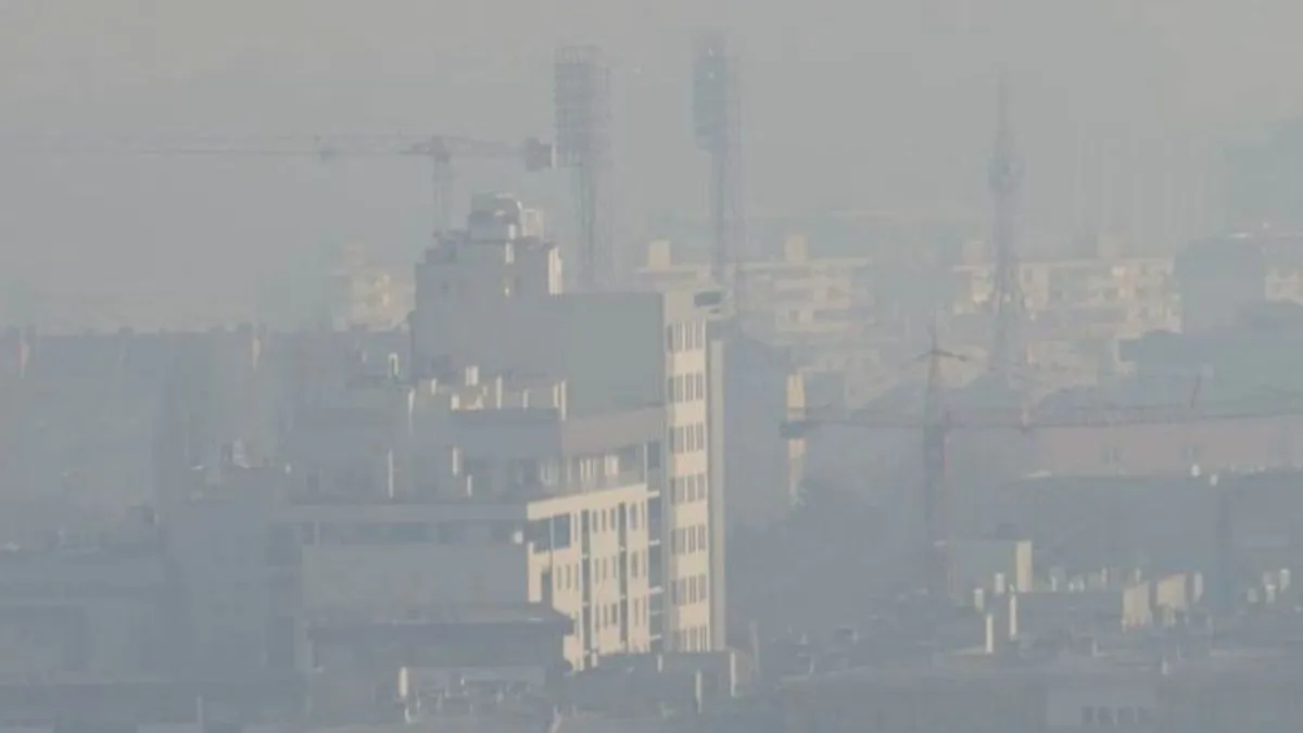 U Banjaluci je sinoć kvalitet vazduha bio opasan po zdravlje građana, a nešto bolja situacija je jutros. Ipak, vazduh je i dalje vrlo nezdrav za stanovništvo.