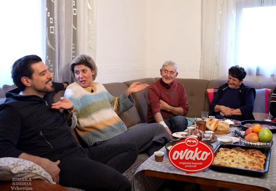 Kemal i Šefika su veselog duha i cijelu ekipu su doveli do suza svojim anegdotama