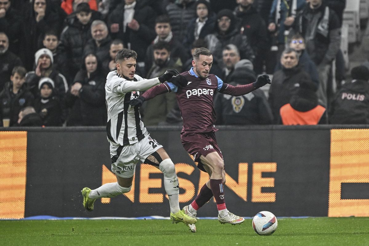Nakon 24 odigrana kola, Besiktas je peti na tabeli turskog prvenstva sa 38 bodova, dok je Trabzonspor deveti sa devet bodova manje
