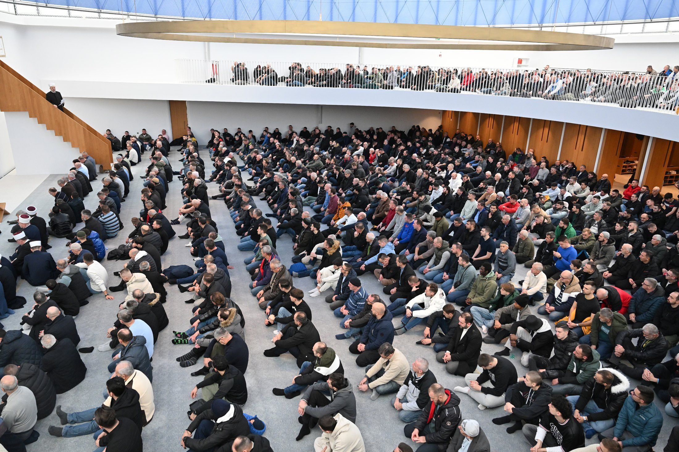 Naglasio je važnost i ulogu Islamske zajednice u očuvanju vjere i identiteta, kao i podsjetio na čovjekovu slobodu i razum i njegovu odgovornost prema Bogu, svijetu i ljudima