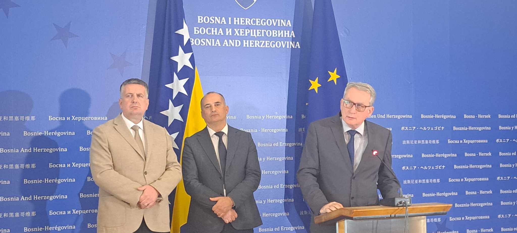 "SNSD je odlučio da stvori novu političku blokadu. Ovo je vrlo zančajna i teška blokada"