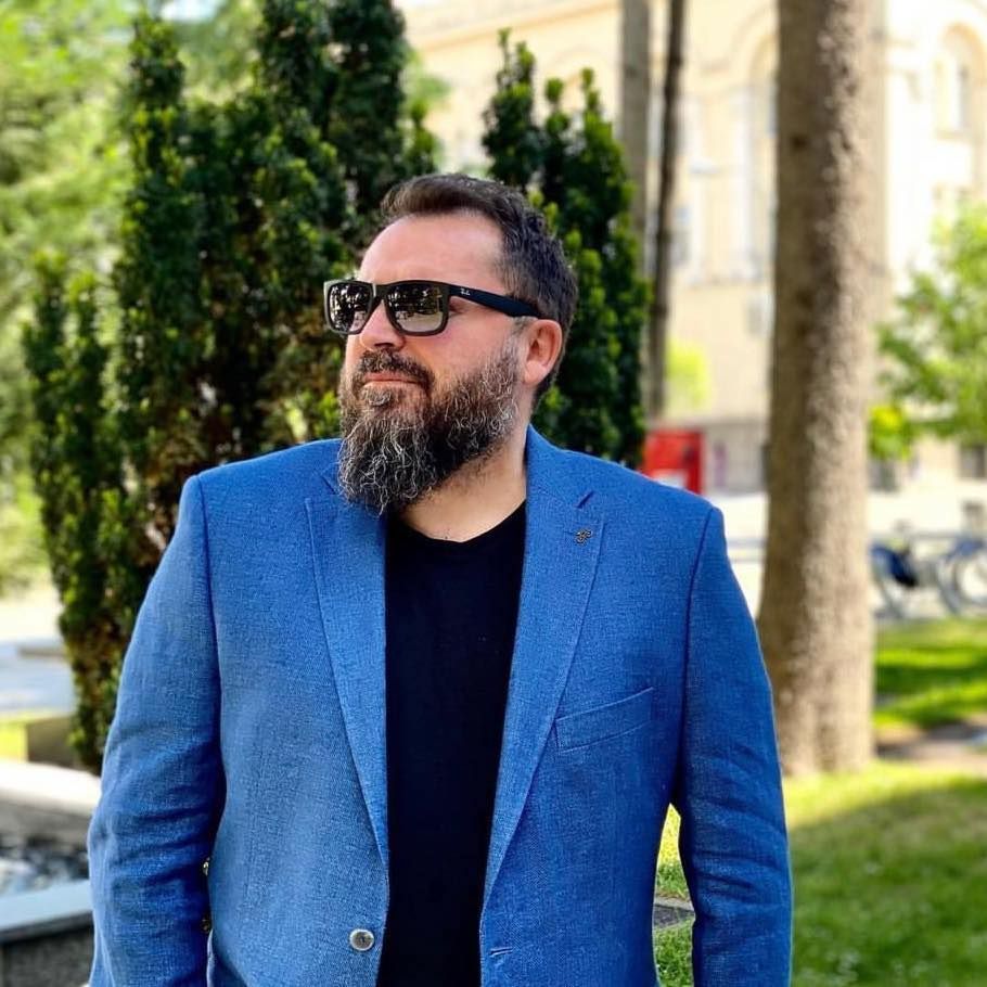 "Svaki njegov postupak sa političke pozicije moći, od danas je ništavan! "