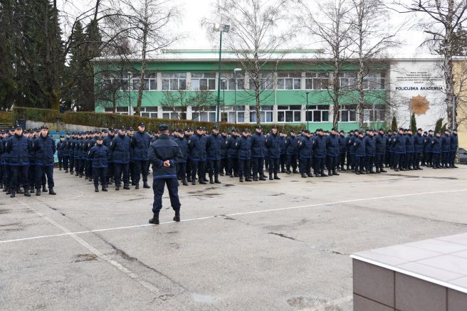 Svi pokušaji rušenja ustavno-pravnog poretka Bosne i Hercegovine bit će osujećeni. Bosna i Hercegovina je država Bošnjaka, Hrvata, Srba i svih ostalih građana.
