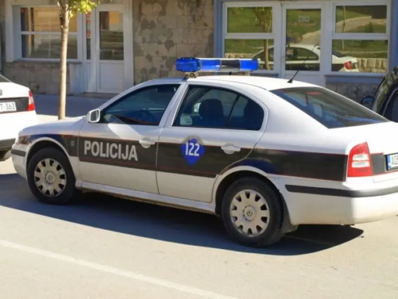 Na mjesto događaja izašli su policijski službenici PP i PU Livno koji su obavili uviđaj i konstatirali da se radi o 58-godišnjoj B. V. iz Livna