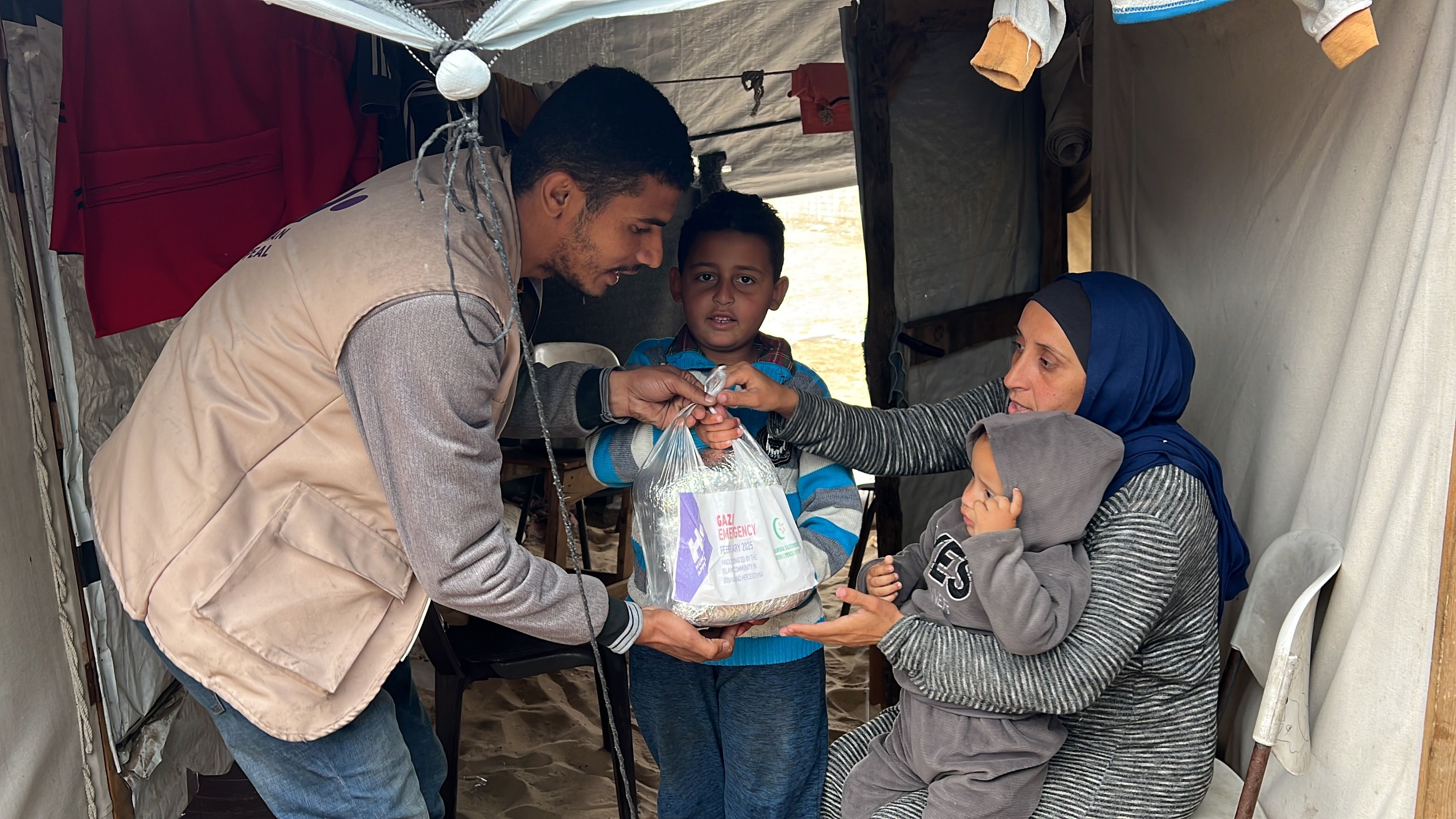 Islamska zajednica do sada je osigurala više od od 3,5 miliona KM za Gazu, te na terenu distribuirala značajne količine humanitarne pomoći