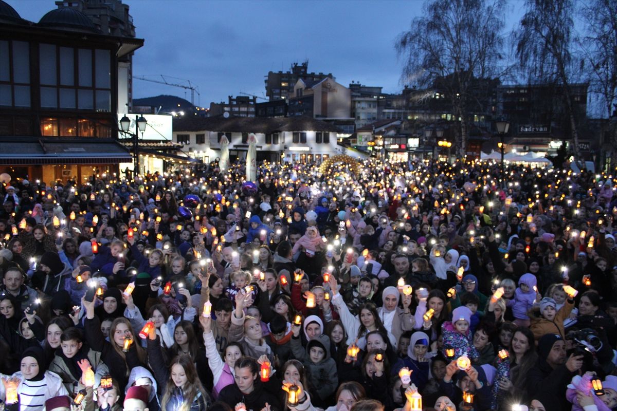 Divno je vidjeti toliko mališana kako s osmijehom dočekuju ramazan, izjavila je Amina Nikšić iz Udruženja "Mama možeš"