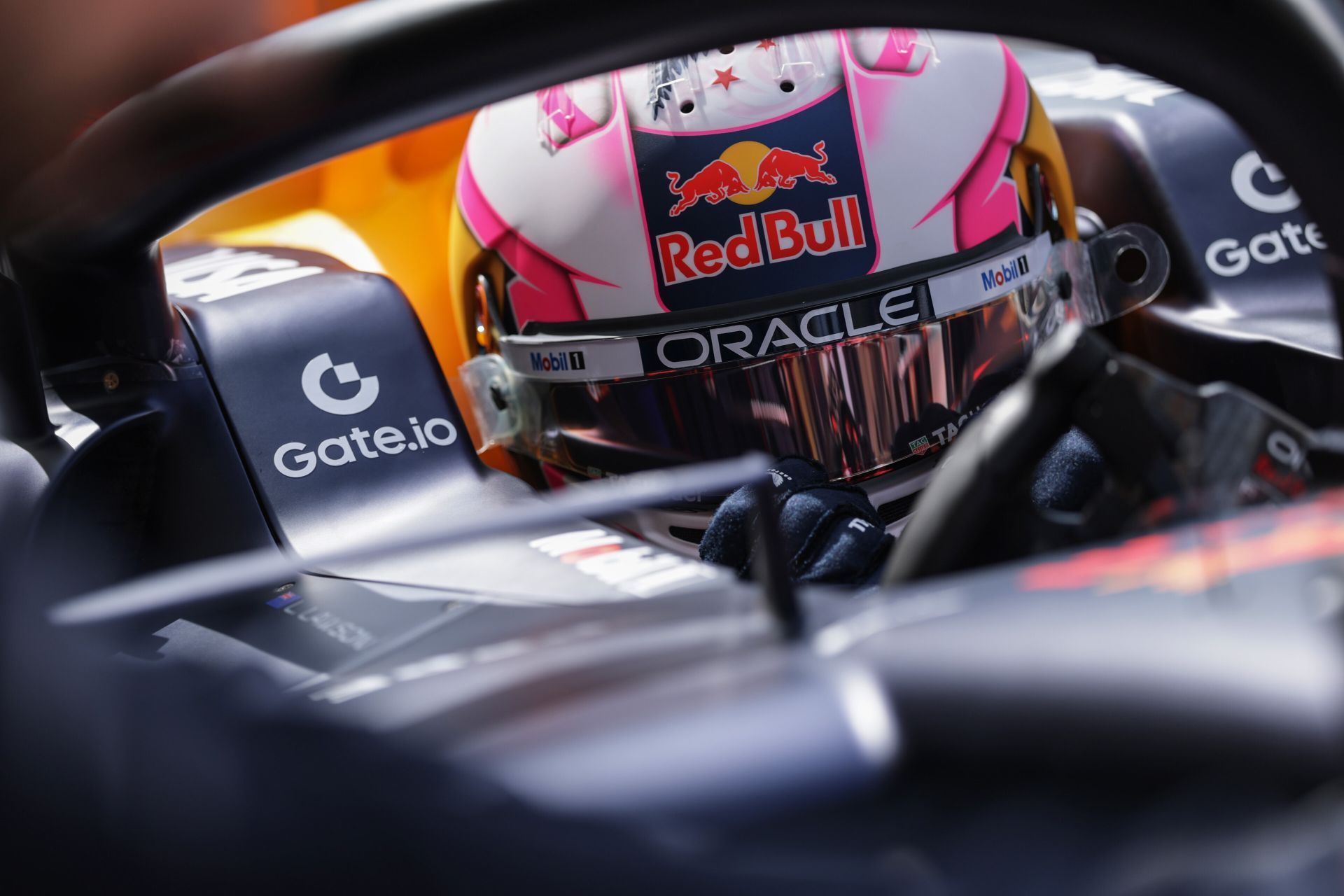 Oracle Red Bull Racing zvanično predstavio bolid RB21, vozači upisali prve krugove