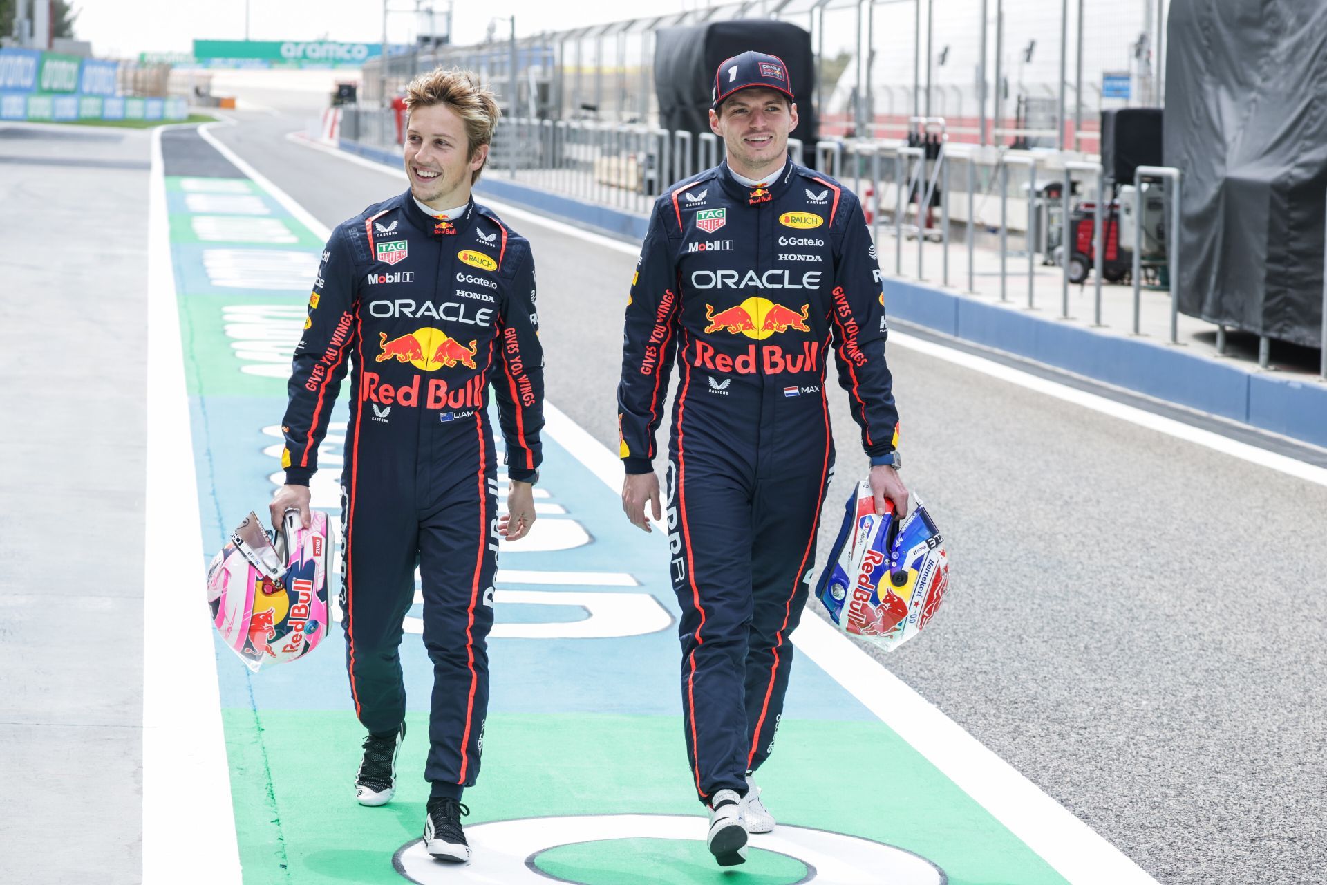 Oracle Red Bull Racing zvanično predstavio bolid RB21, vozači upisali prve krugove