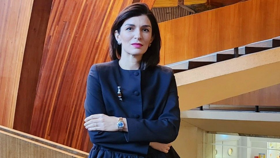 Polovinom 2024. godine sa bratovom suprugom kupila je kuću i zemljište u Počitelju kod Čapljine