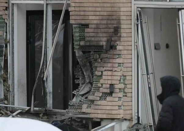 Istražni komitet je otvorio krivičnu istragu zbog ovog incidenta, forenzički stručnjaci istražuju mjesto eksplozije