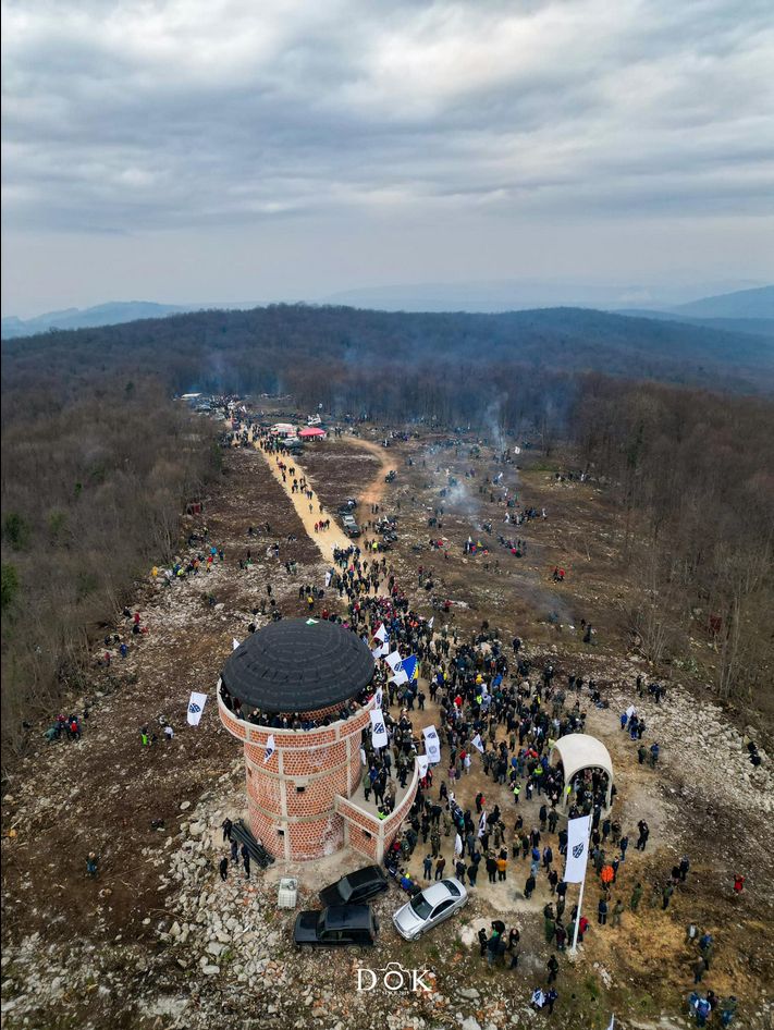 Veliki broj građana u pohodu na 'Hasin vrh'