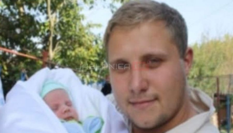 Svaki njihov susret bio je ispunjen crtežima koje joj je ona dala, na kojima su zajedno bili otac i majka