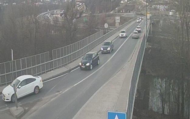 Na magistralnom putu Jablanica-Blidinje zbog oštećenja kolovoza još uvijek je obustavljen saobraćaj