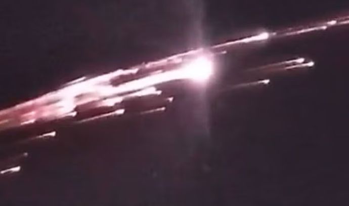 Svjetlosne pojave izazvale su sinoć pometnju u Austriji i Njemačkoj.