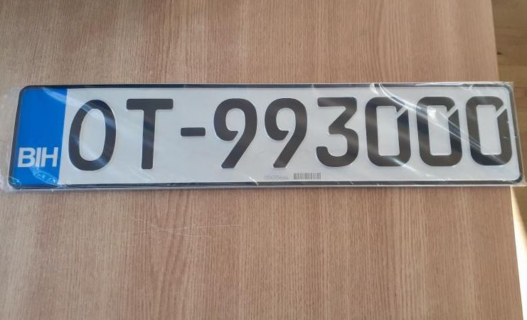 MUP Kantona Sarajevo, putem Sektora za građanska stanja Ilidža-Trnovo  izvršio je prvu registraciju oldtimer vozila u Kantonu Sarajevo. 