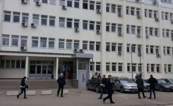 Optužnica ih je teretila da su od kraja 2019. do decembra 2021. godine nabavljali i prepodavali kokain i marihuanu u Banjoj Luci