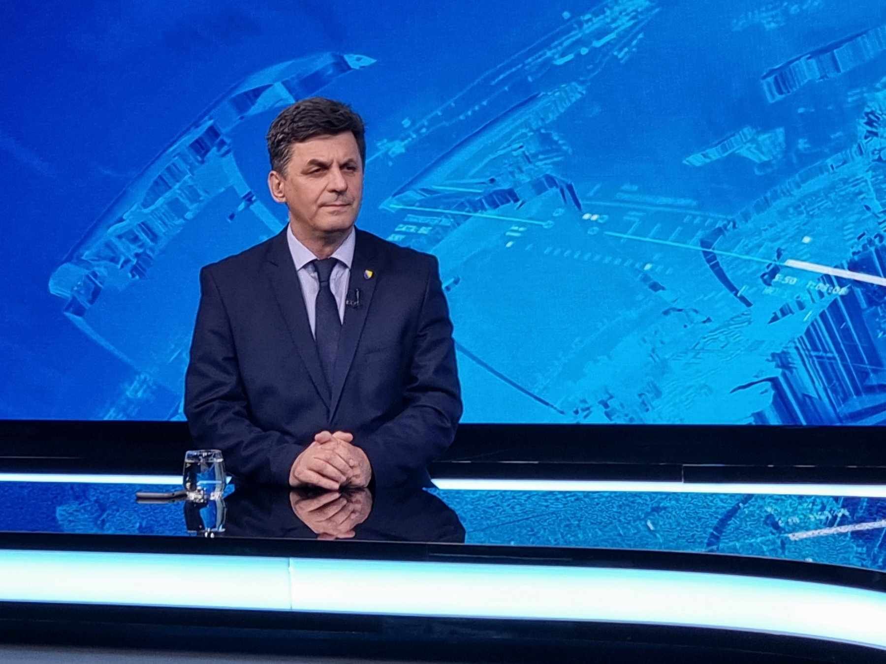 Lavić u '7plus': Schmidt nije hrabar da odgovori na poteze NSRS, nema dogovora oko BiH!