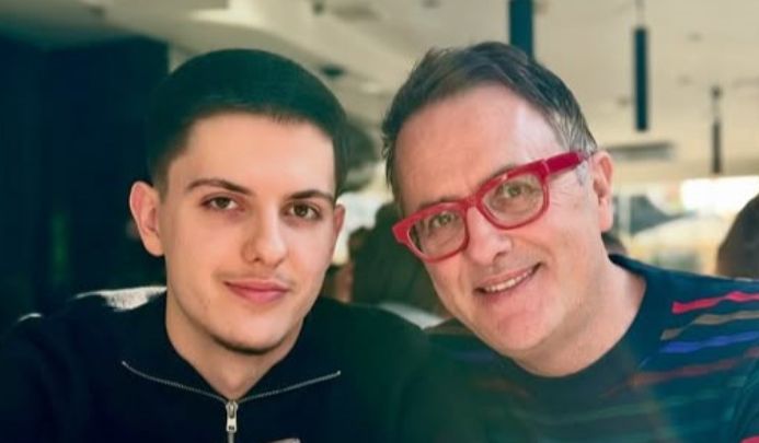 Sin Lejla i Tarika Filipovića, Arman, danas slavi 17. rođendan. Otac mu na ovaj poseban dan posvetio emotivnu objavu: