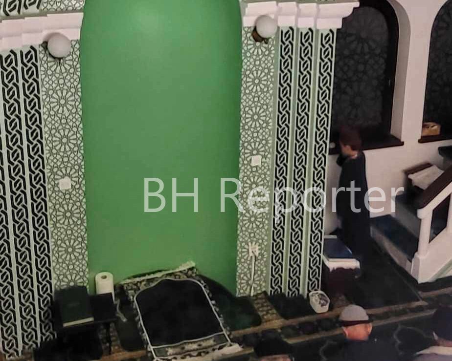 Najmlađi mujezin u Gornjoj Tuzli: Glas devetogodišnjeg Kerima ispunjava džamiju