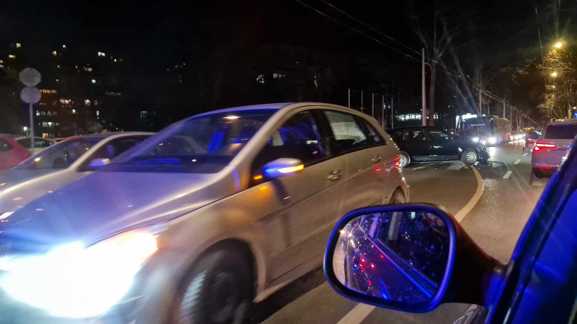 Za kratak period, nastale su ogromne gužve u saobraćaju u ovom dijelu grada                 