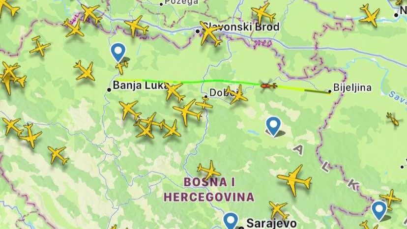Trenutno je druga najpraćenija letjelica na svijetu na aplikaciji Flightradar sa više od 2.074 pratioca uživo